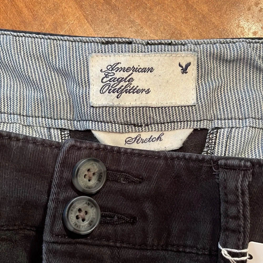 AE Shorts - Picture 3 of 3